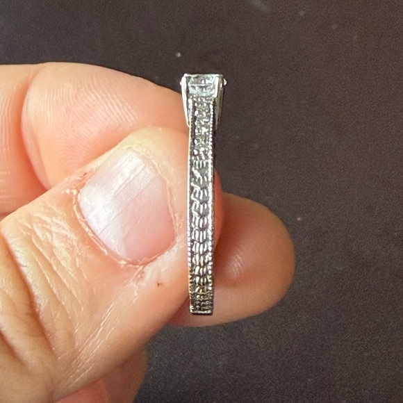 14K White Gold Round Cut Diamond Pavé Engagement Ring - Picture 5 of 7